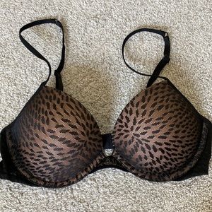 Like New Fabulous by Victoria’s Secret Push Up Bra 34C